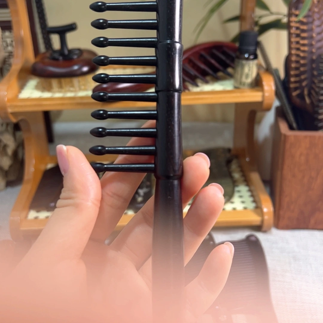 紫光檀木宽齿梳子