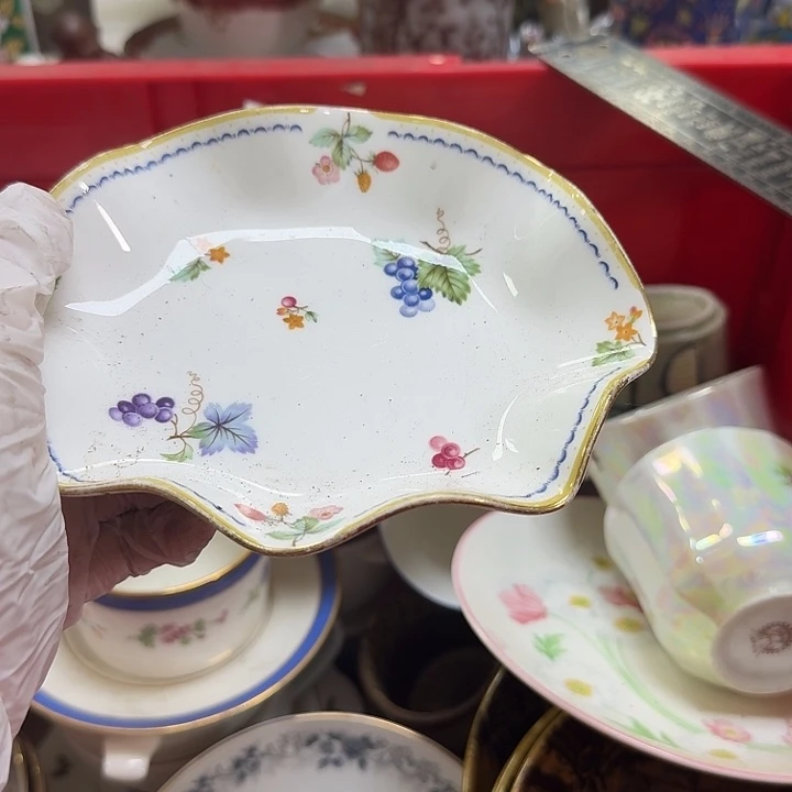 瓷片月****兔开播啦…开播啦