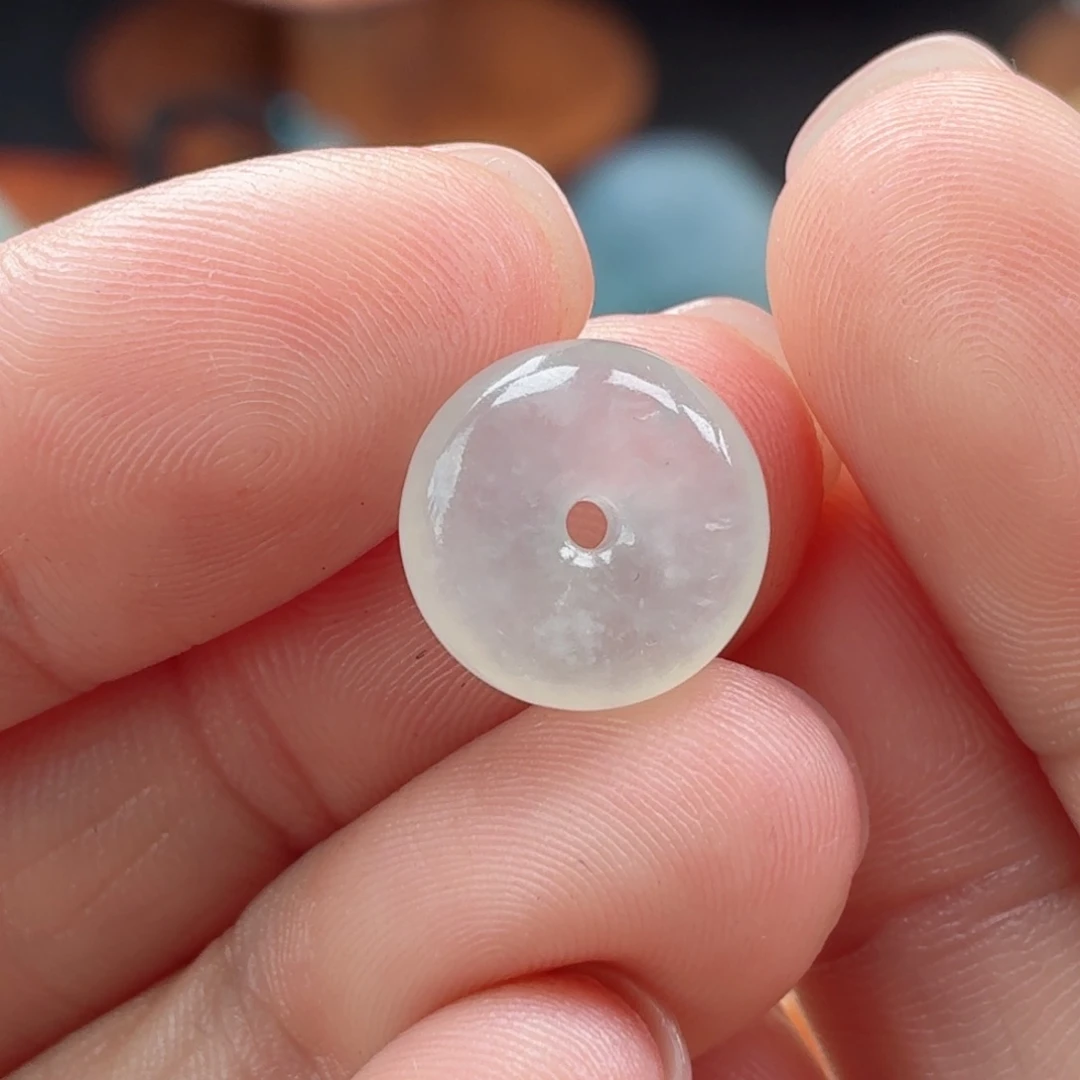 翡翠未镶嵌颈饰天然A货翡翠