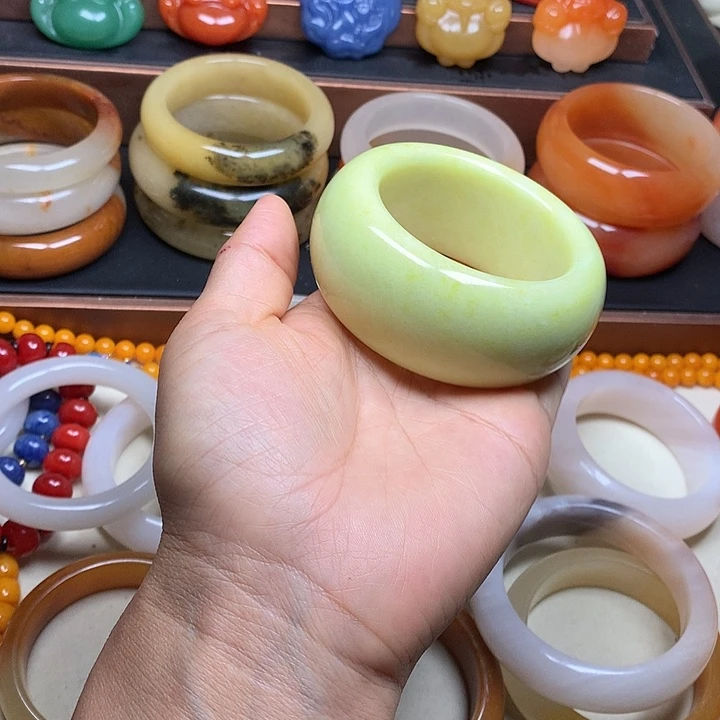 石英质玉未镶嵌手串