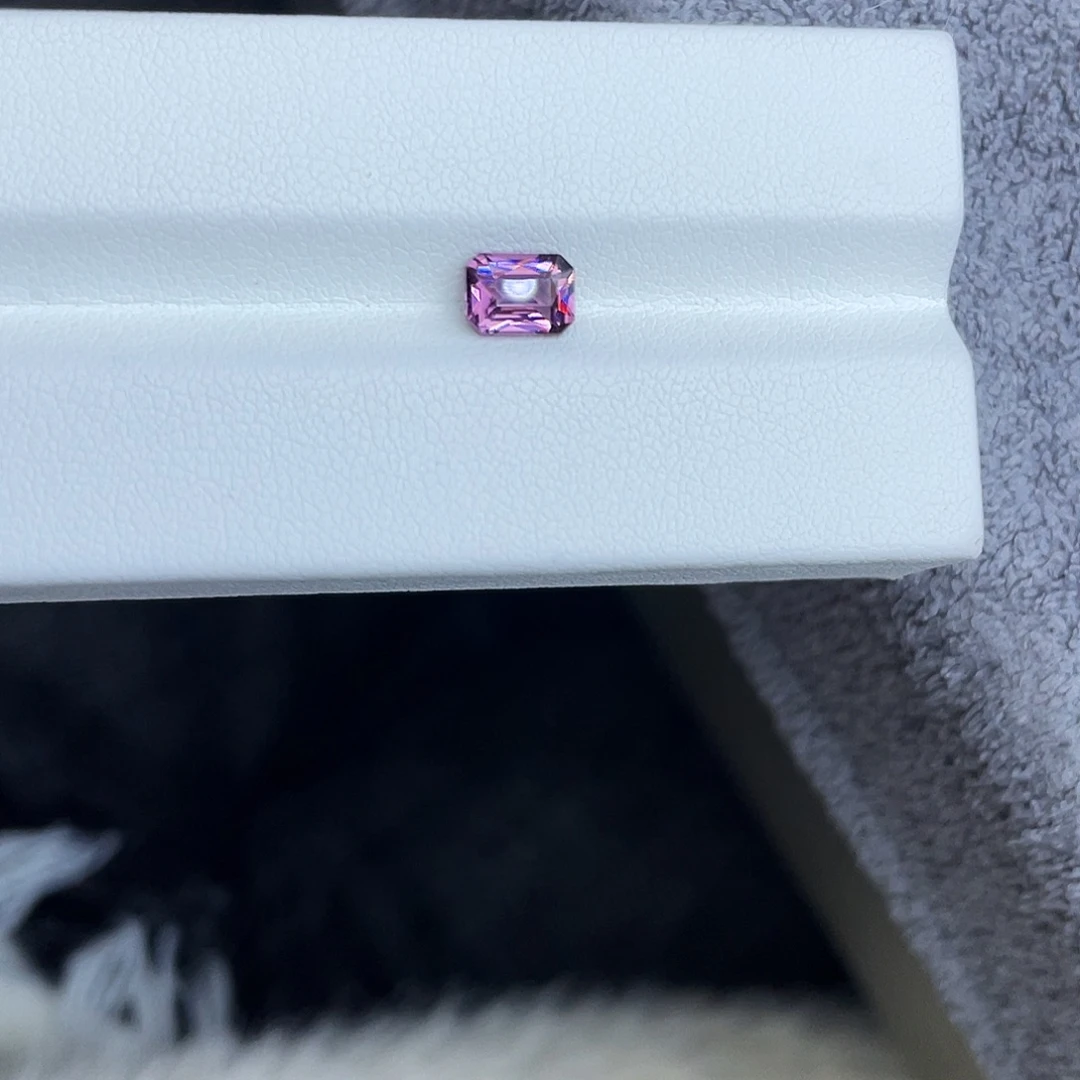 尖晶石裸石1.05Ct