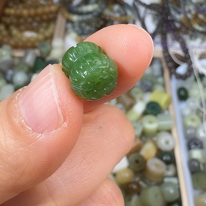 和田玉（碧玉）未镶嵌颈饰10.9