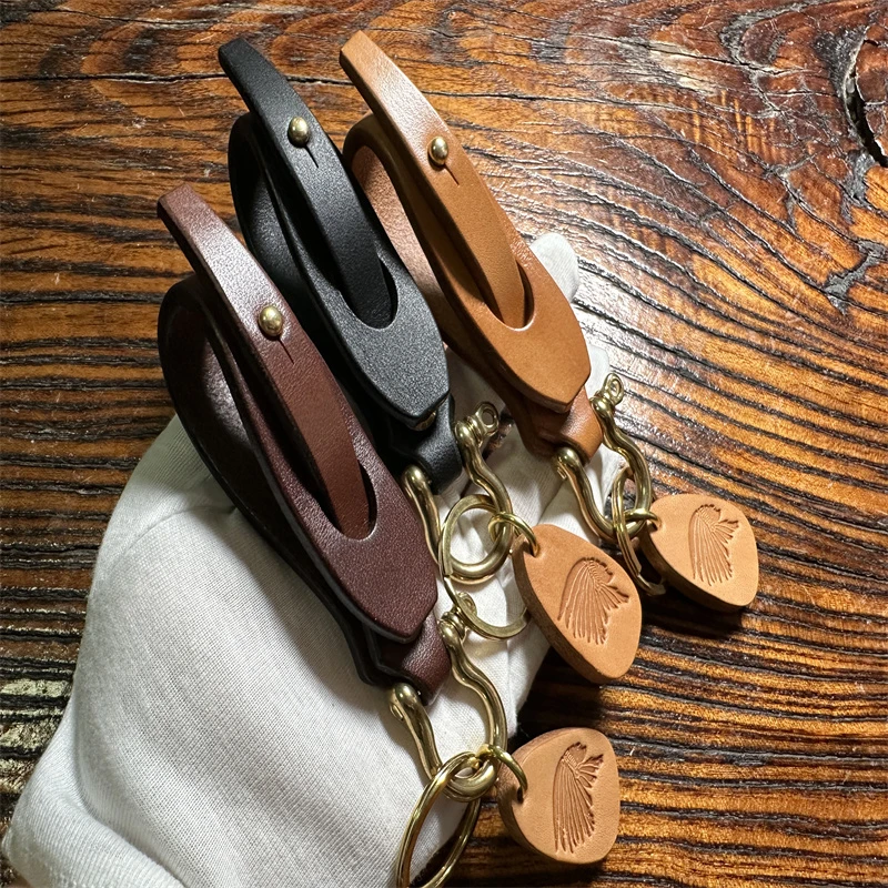 手工定制植鞣头层牛皮黄铜鹰嘴钳扣马蹄扣日式个性手工真皮钥匙扣