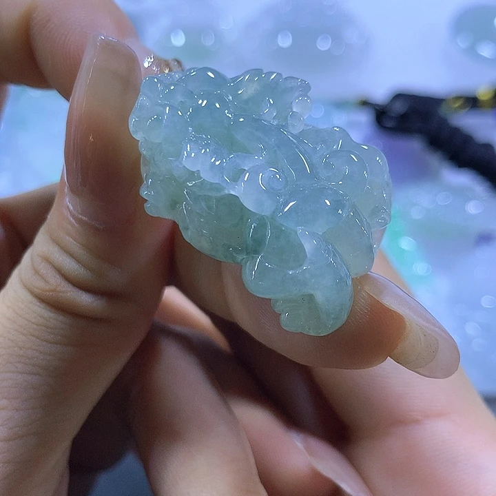 颈饰未镶嵌翡翠天然翡翠A货吊坠