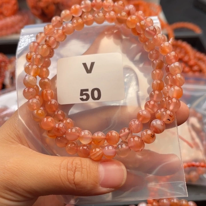 南红玛瑙未镶嵌多样性发货默认微瑕称重7mm