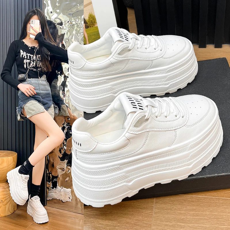 厚底小白鞋女春季新款小个子9cm内增高松糕百搭休闲轻便板鞋白色