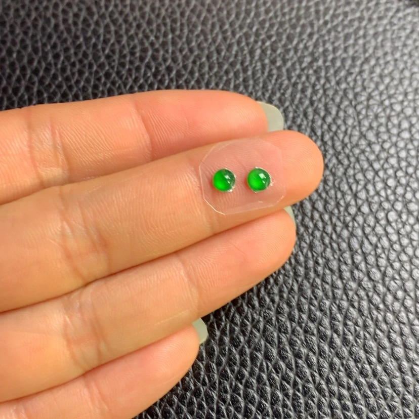 【闪购商品】翡翠吊坠(不含链)未镶嵌