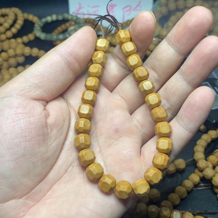 文玩核桃吊坠大怪8➕六方