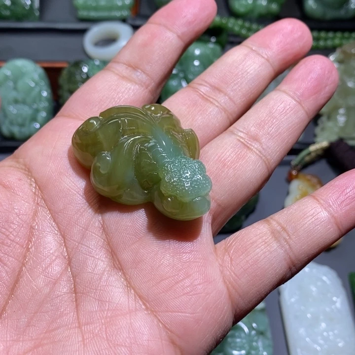 和田玉挂件未镶嵌