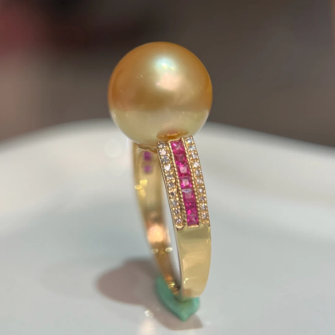 天然海水南洋金珍珠戒指18k金镶嵌钻石豪镶爆闪简约彩蓝宝指环