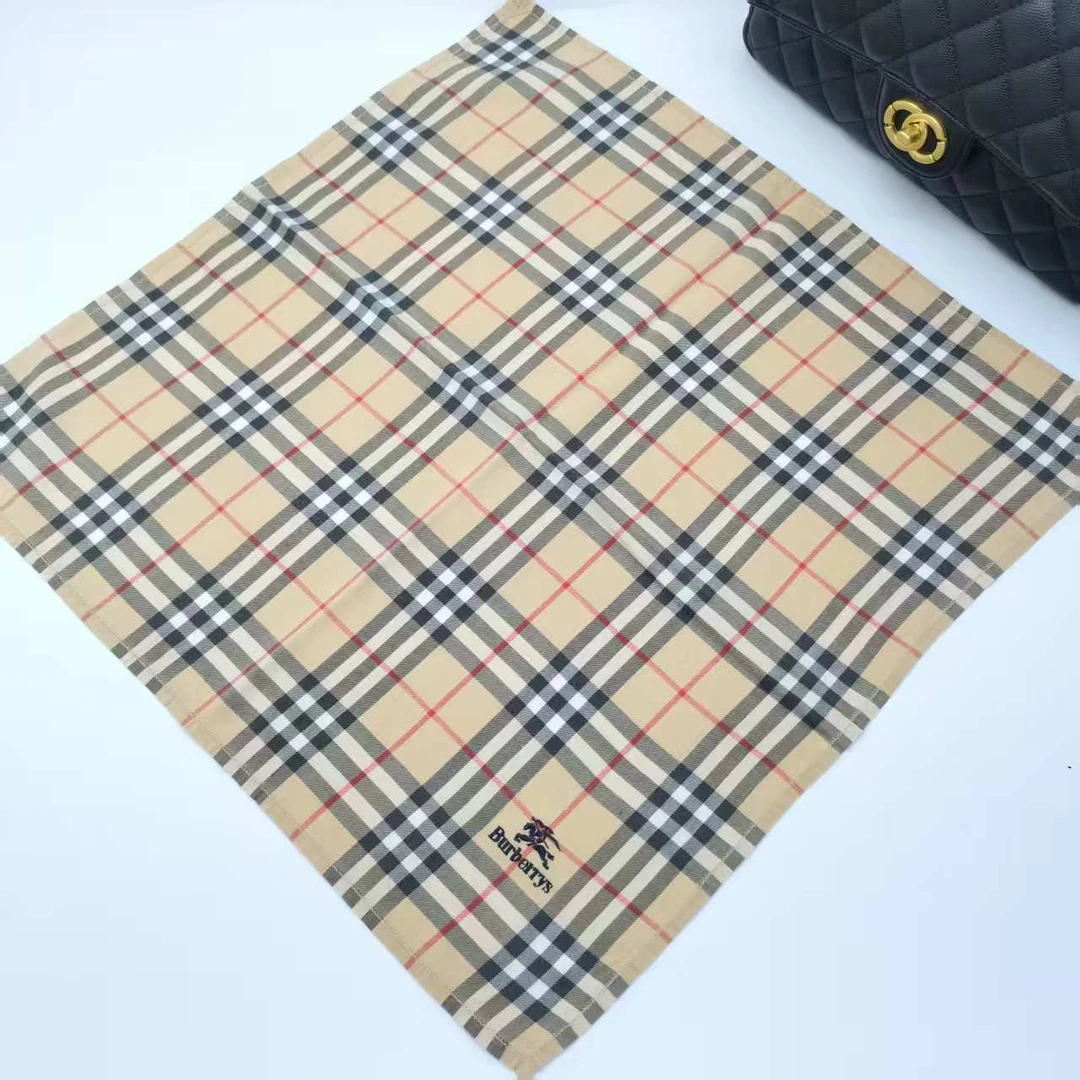 95新 BURBERRY/博柏利 海囤/巴宝莉/丝巾/yy07847