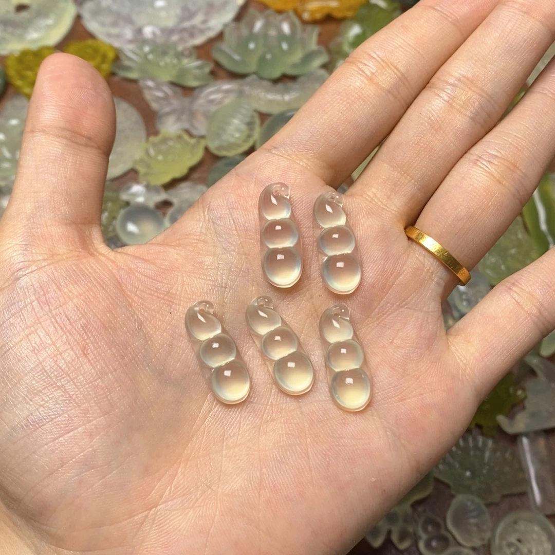 蛇纹石玉未镶嵌项链