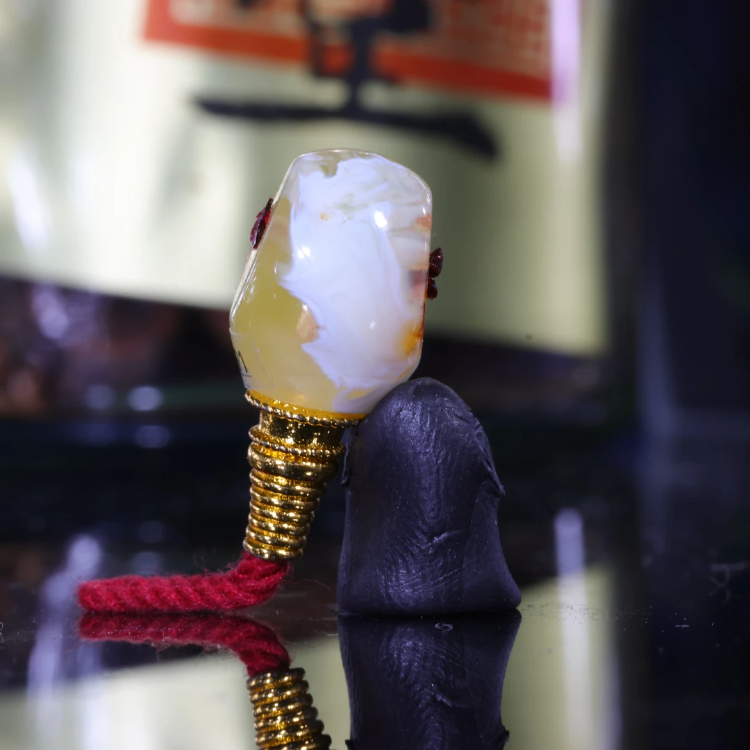 11m三通天然原矿一物一图俄料金瓷白金白分体三通佛头蜜蜡配饰X91