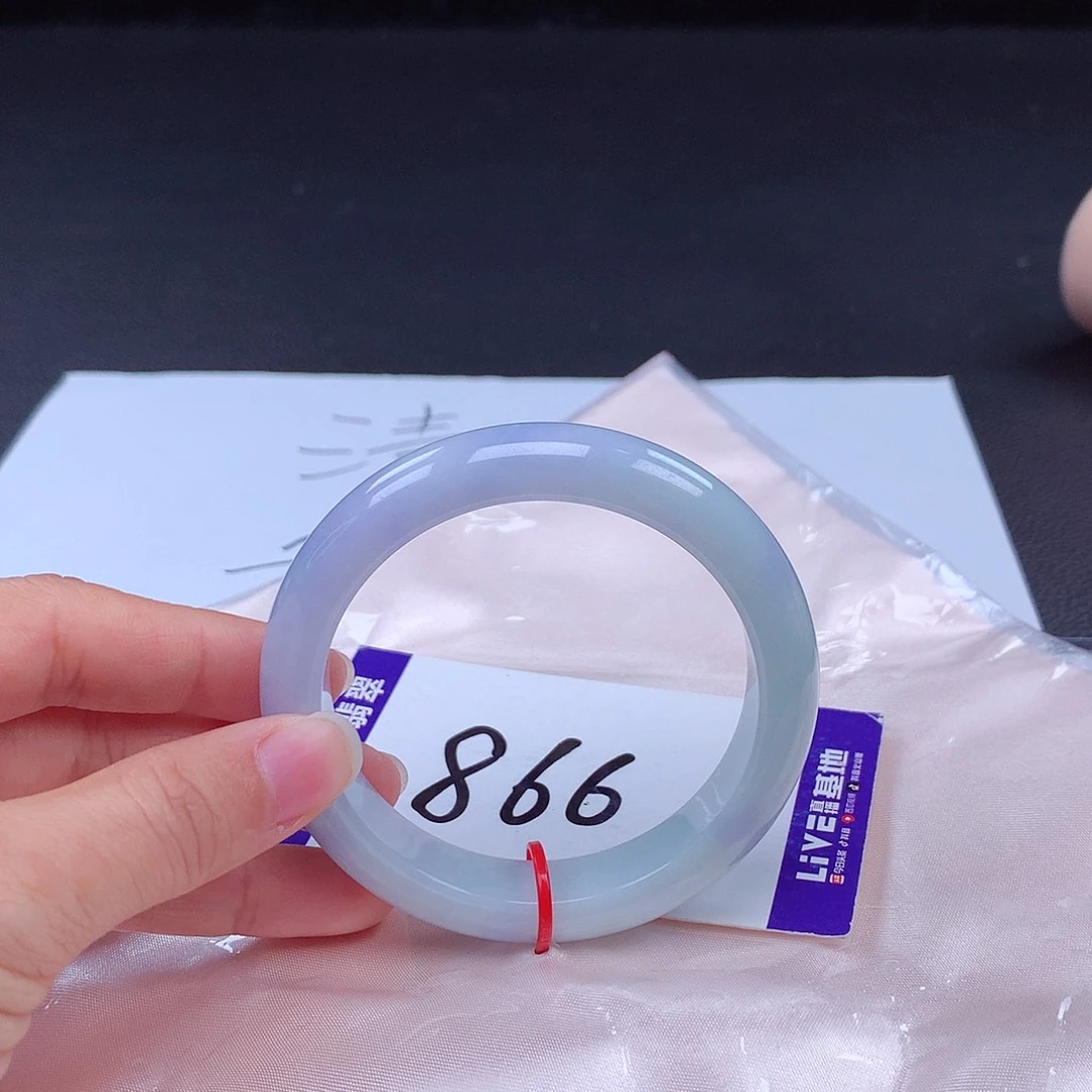 翡翠手镯未镶嵌手镯000975