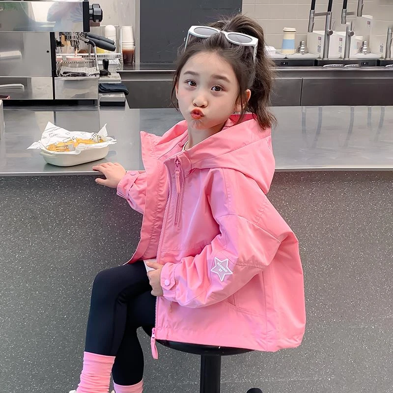 女童春秋外套2025新款洋气冲锋衣儿童秋季女宝宝上衣秋装连帽风衣