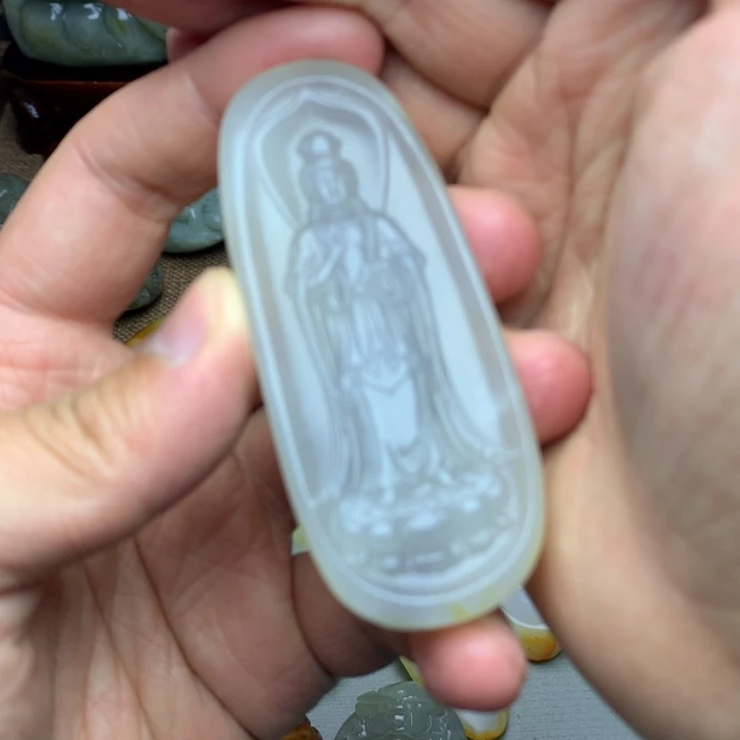 【闪购商品】颈饰未镶嵌和田玉