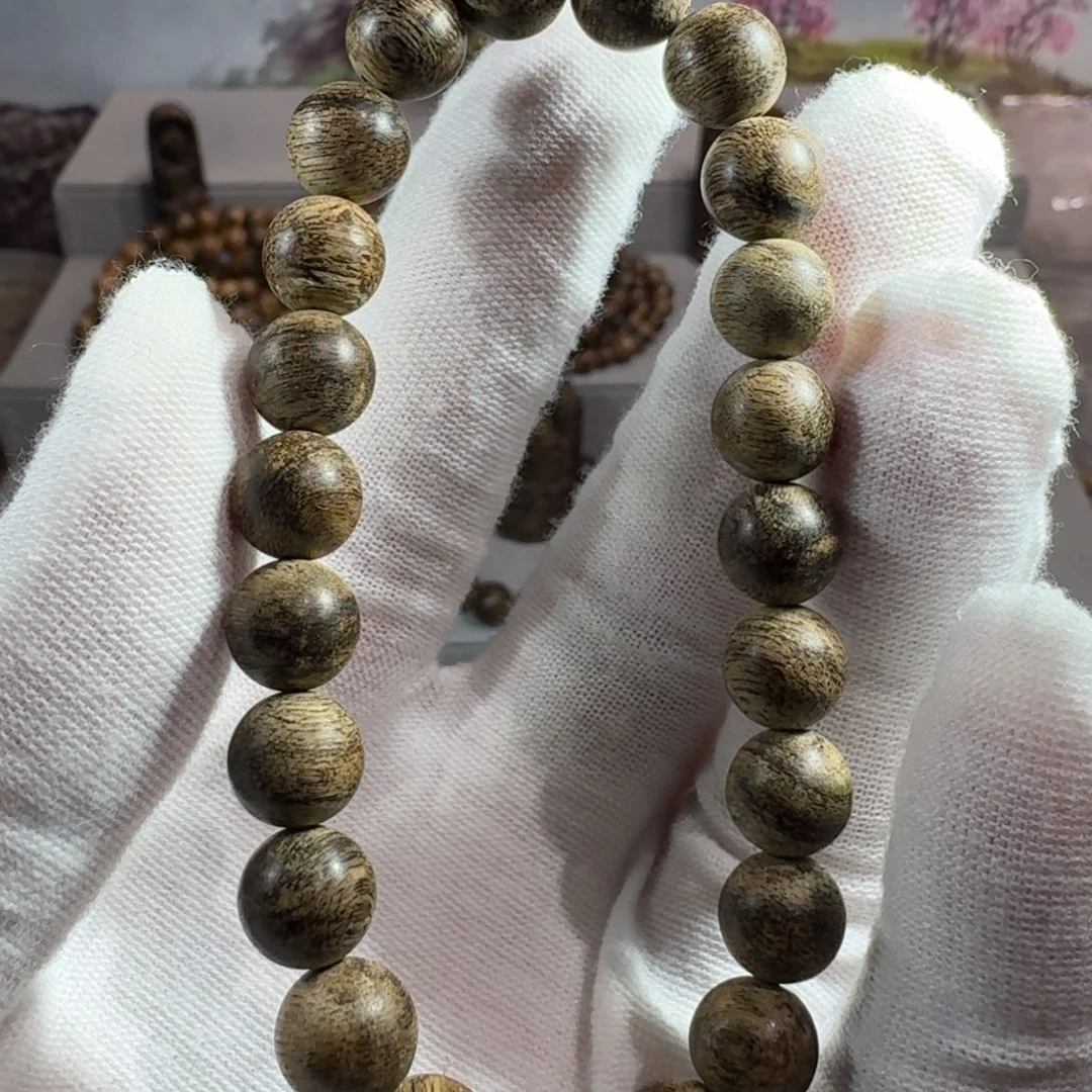 沉香沉香碎屑达拉干0.9八分沉6.85克