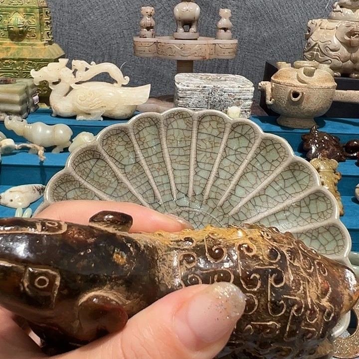 小***星瓷片瓷器制作工艺品