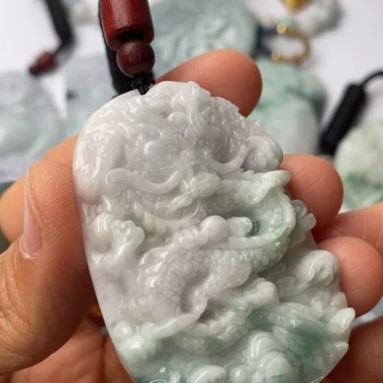 翡翠未镶嵌挂件翡翠