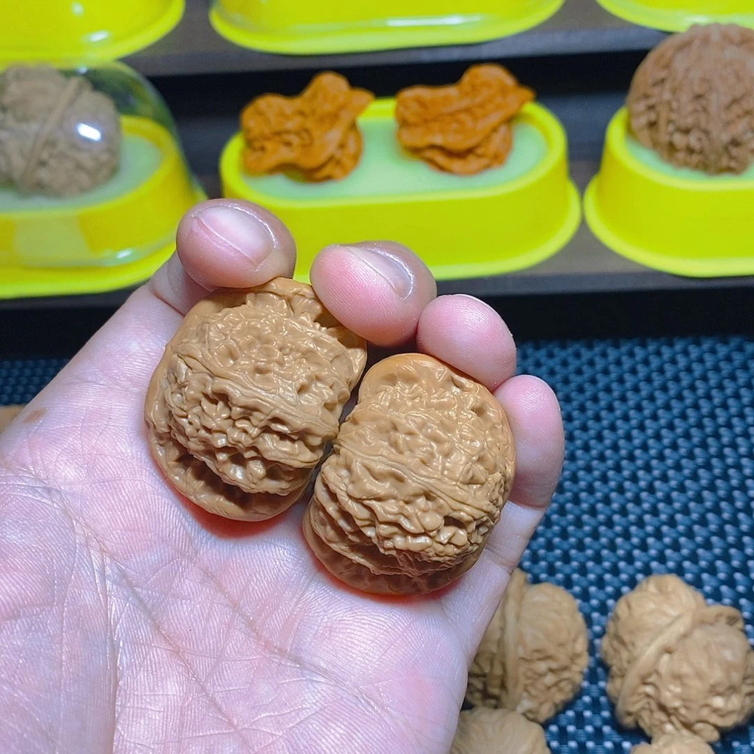 39尺白狮子文玩把件12