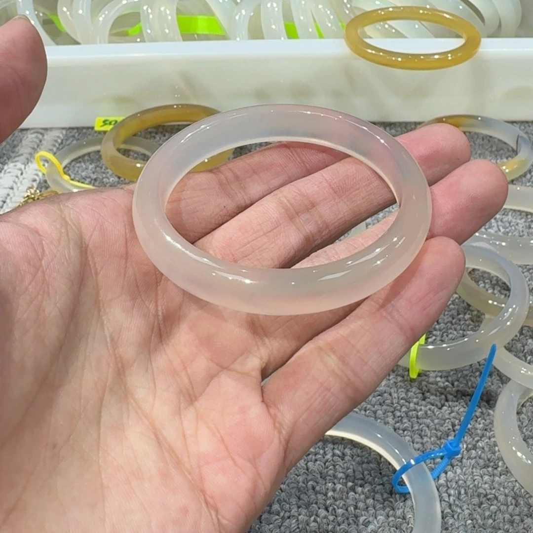 玛瑙/玉髓手镯未镶嵌困****?01