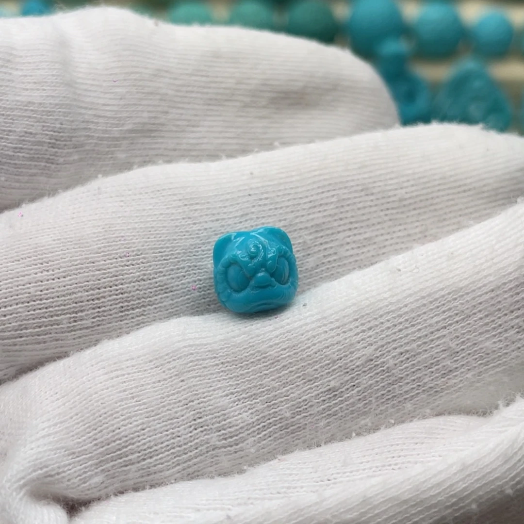 绿松石未镶嵌颈饰卡9-8.5