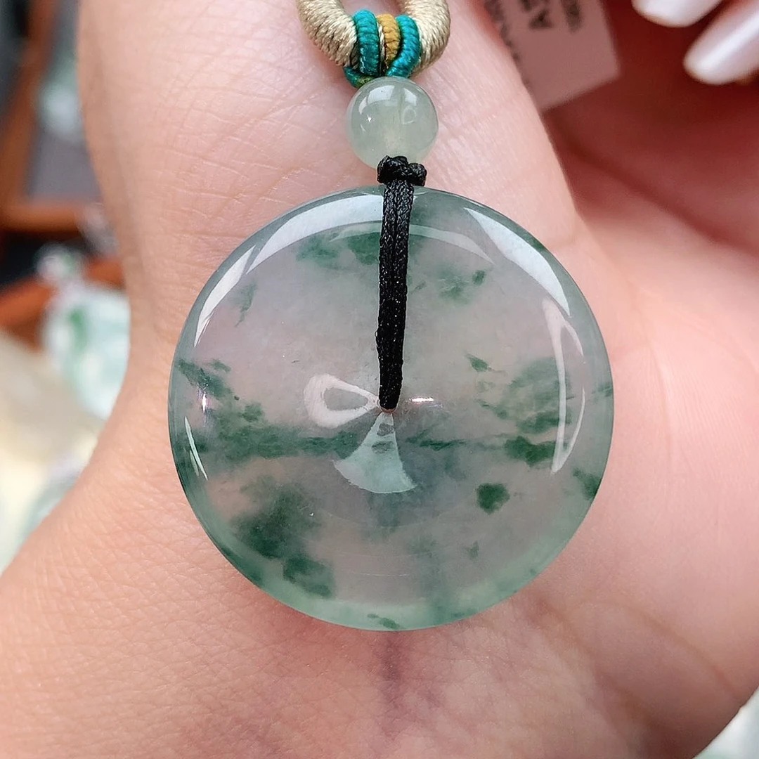 颈饰未镶嵌翡翠扣