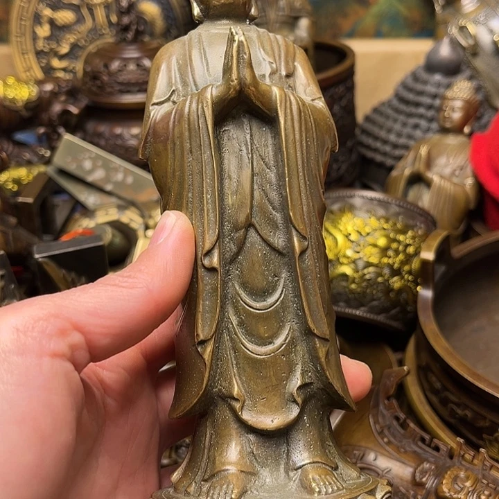 精美铜器批发档口