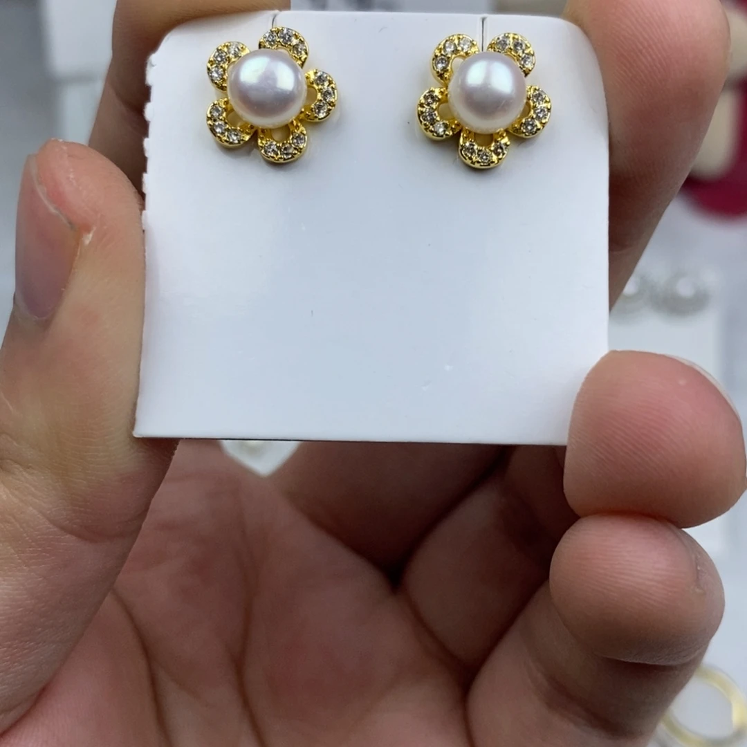耳饰未镶嵌淡水珍珠
