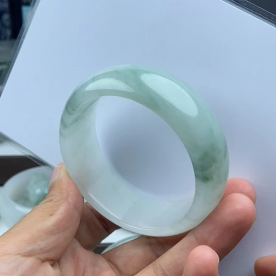 石英质玉（金丝玉）未镶嵌手镯