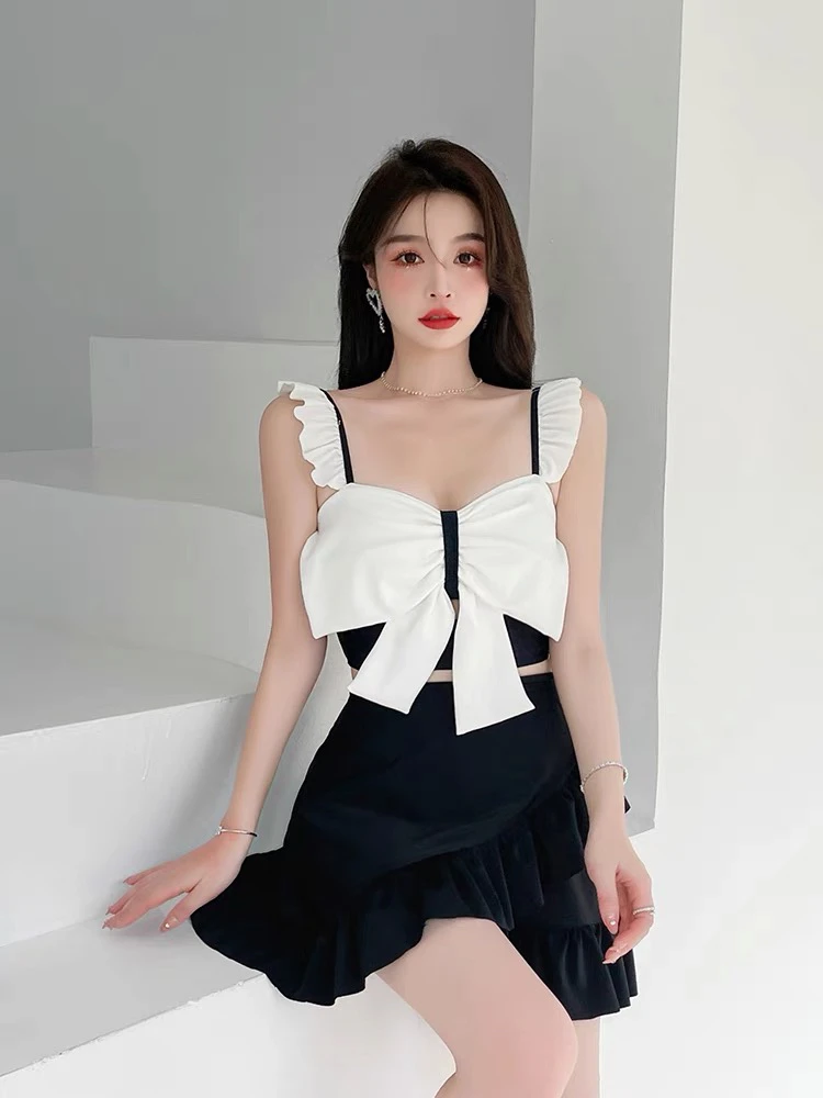 泳衣女款2025新款保守分体裙式高级感纯欲微胖显瘦遮肚性感游泳衣