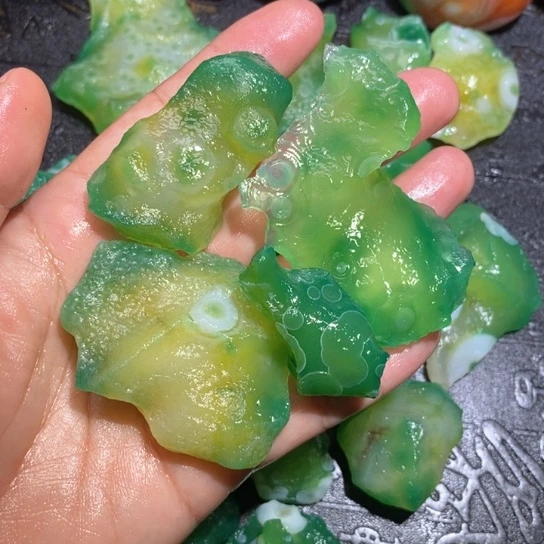 石英质玉珠宝半成品未镶嵌宁*阁