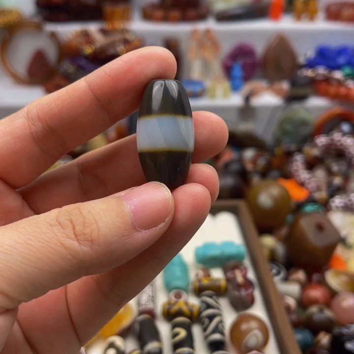 合金颈饰玛瑙/玉髓