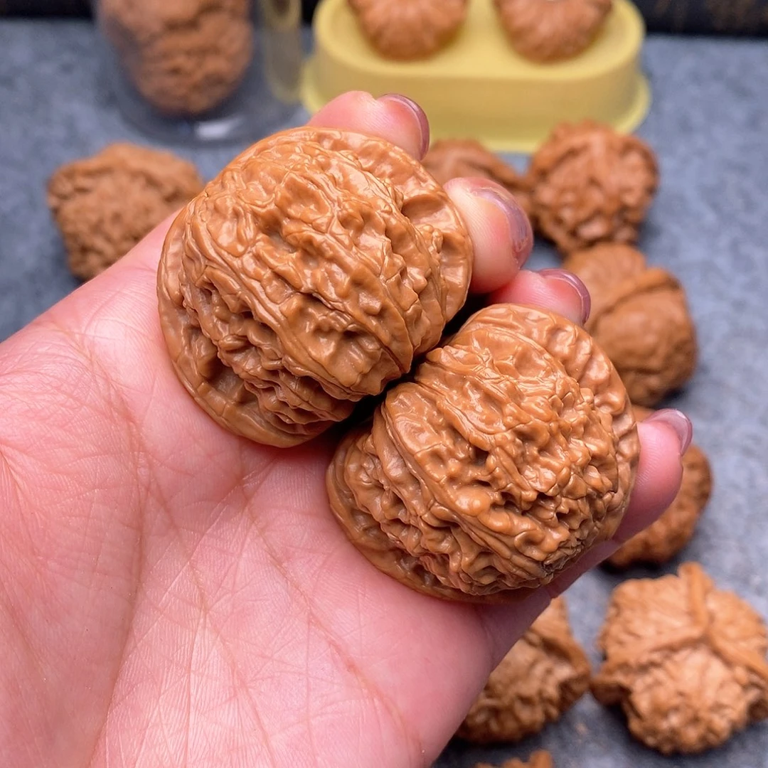 文玩核桃把件球白42大肚44