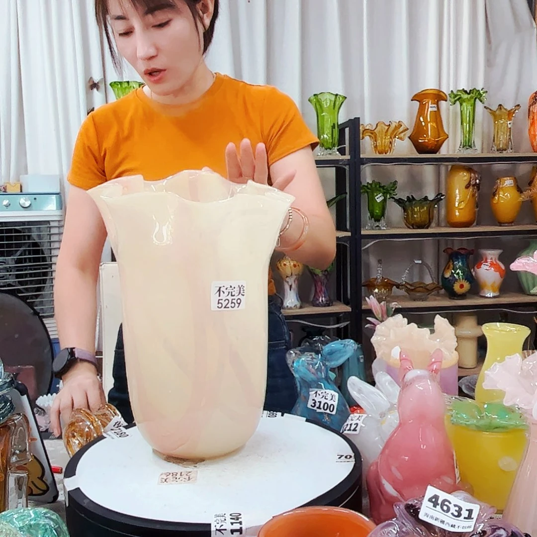 5259 家悦美居琉璃花瓶摆件不完美