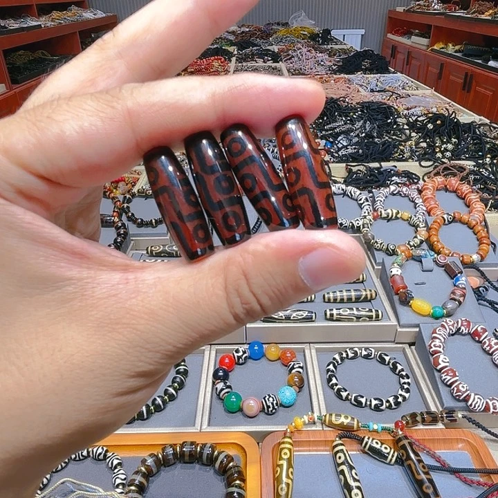 未镶嵌玛瑙/玉髓珠宝奇石