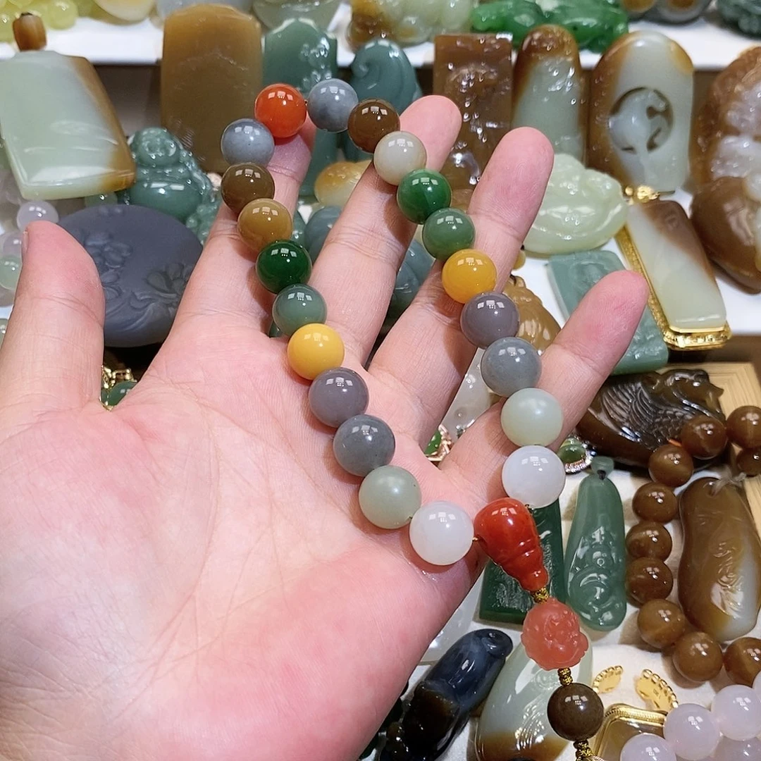 未镶嵌和田玉挂件