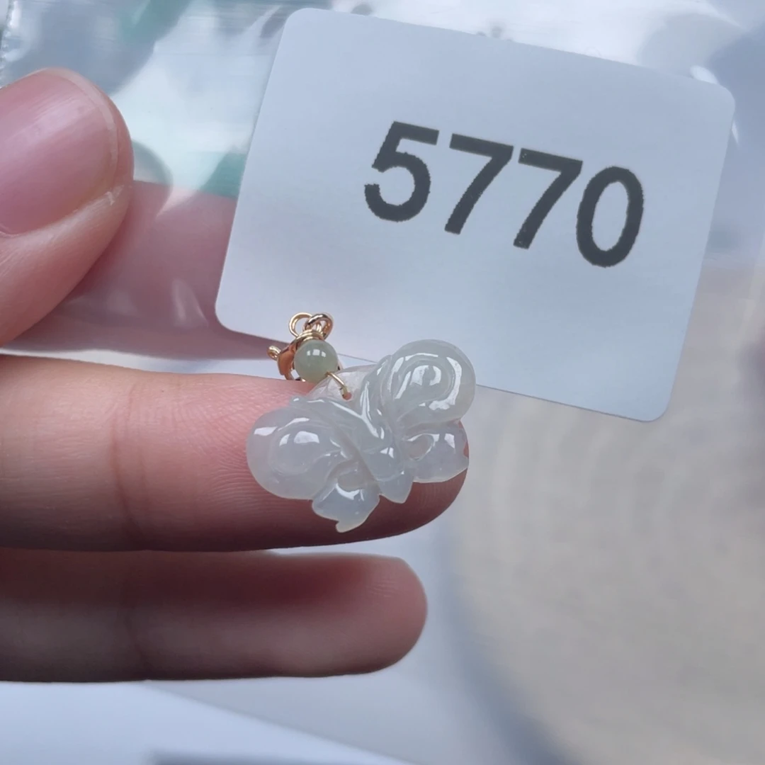 翡翠未镶嵌颈饰天然A货缅甸翡翠