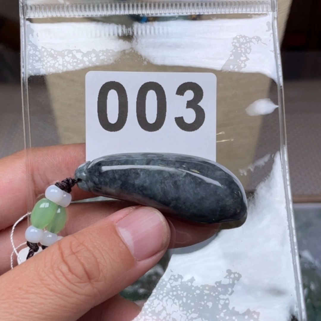 【闪购商品】翡翠颈饰未镶嵌齐**圣翡翠