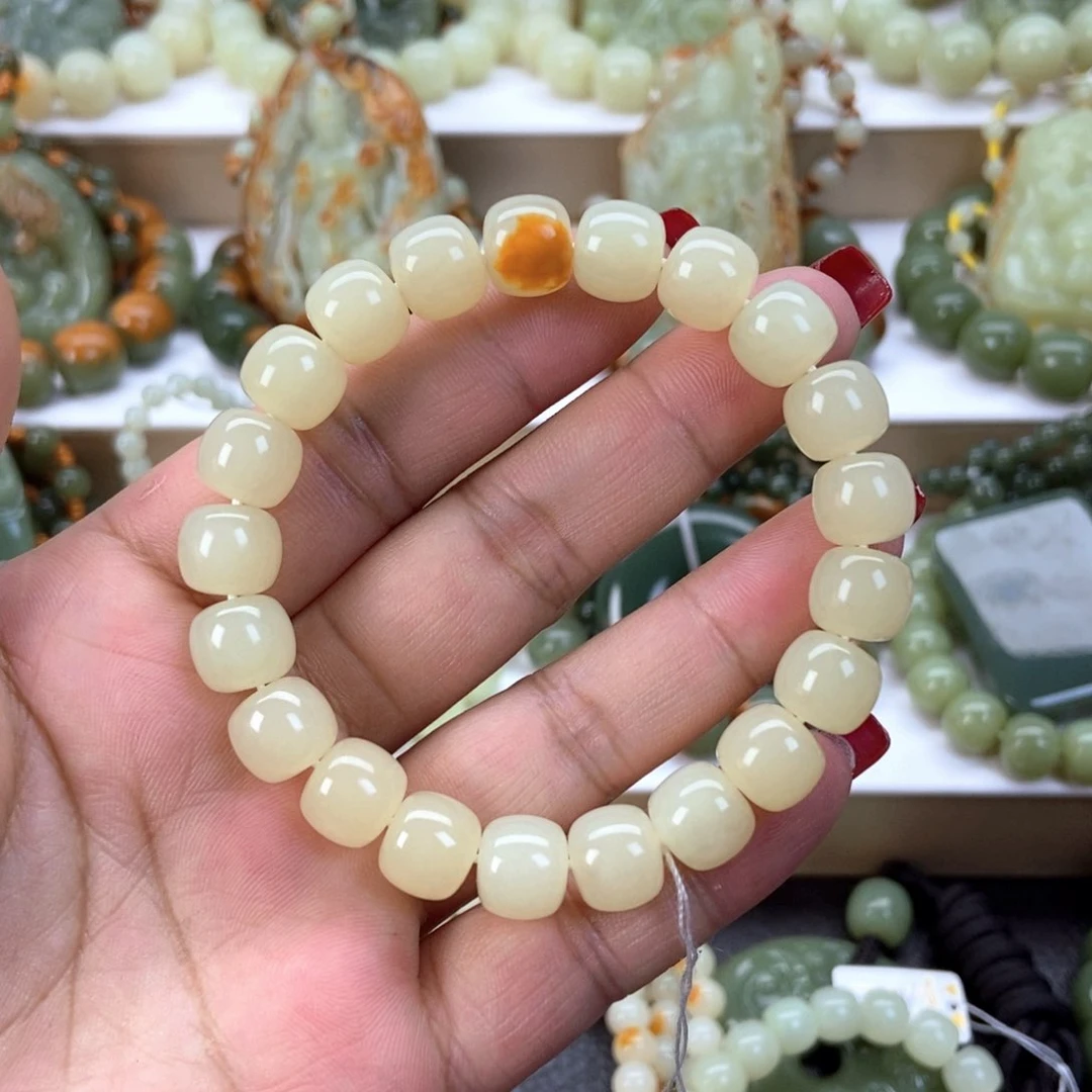 透闪石质玉手串未镶嵌