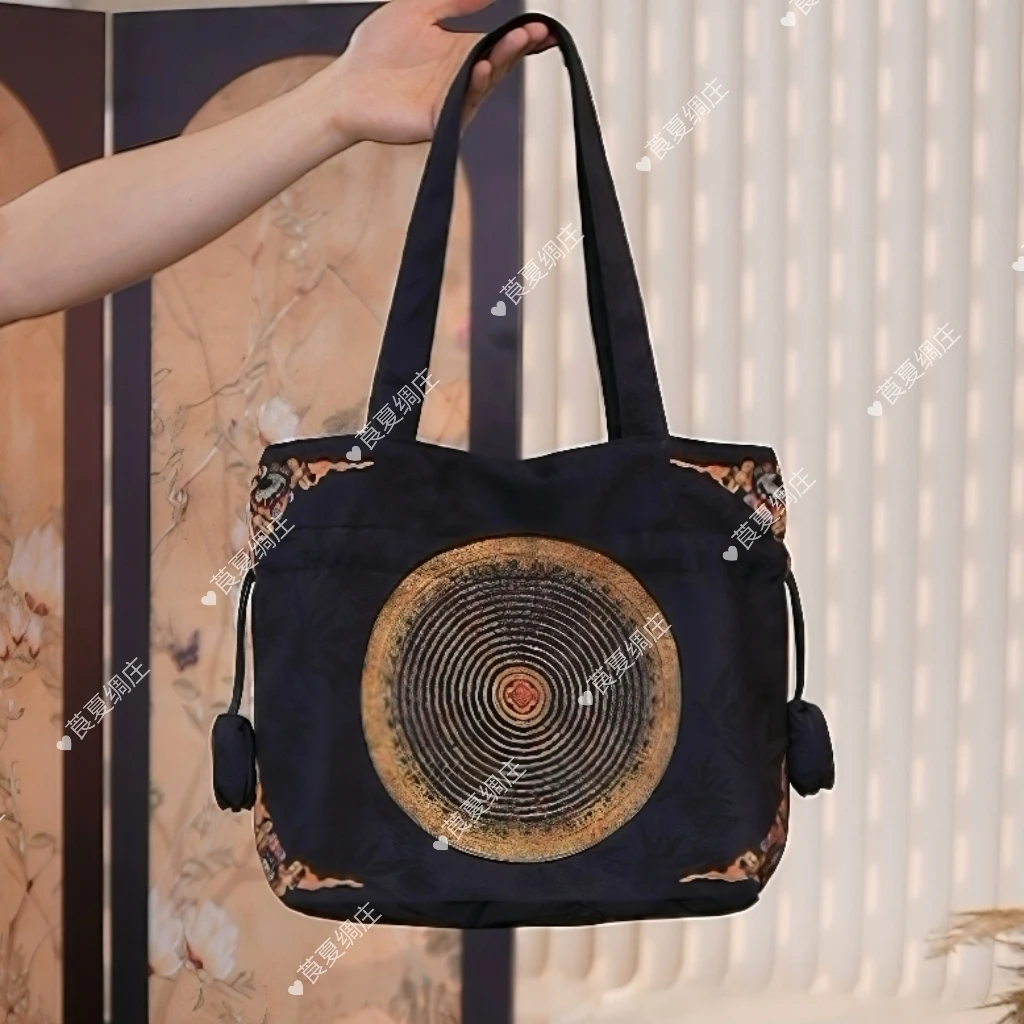 【大挎包 黑金唐卡 】香云花萝包女大包抽绳设计手工花苞39*32单肩