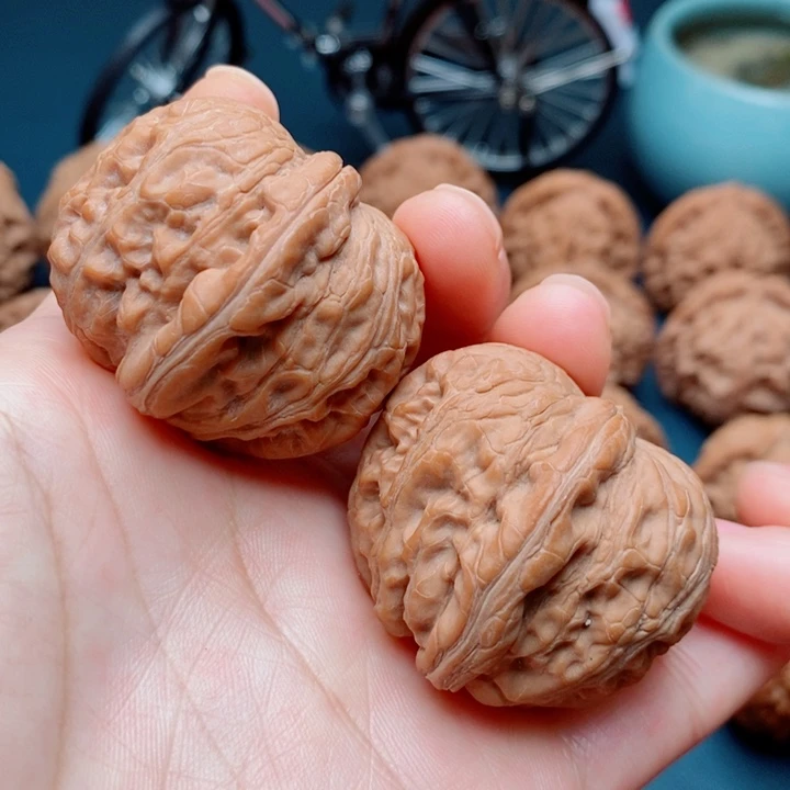 文玩核桃把件元宝40