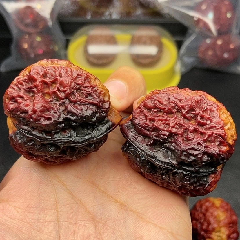【闪购商品】把件文玩核桃42尺龙脊妖蟾