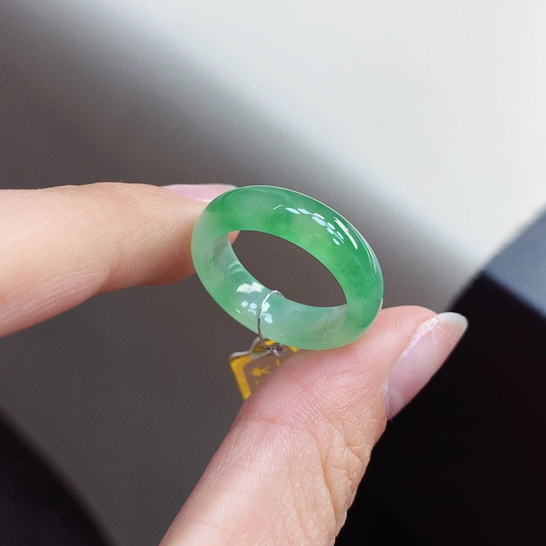 翡翠戒指未镶嵌13-14号