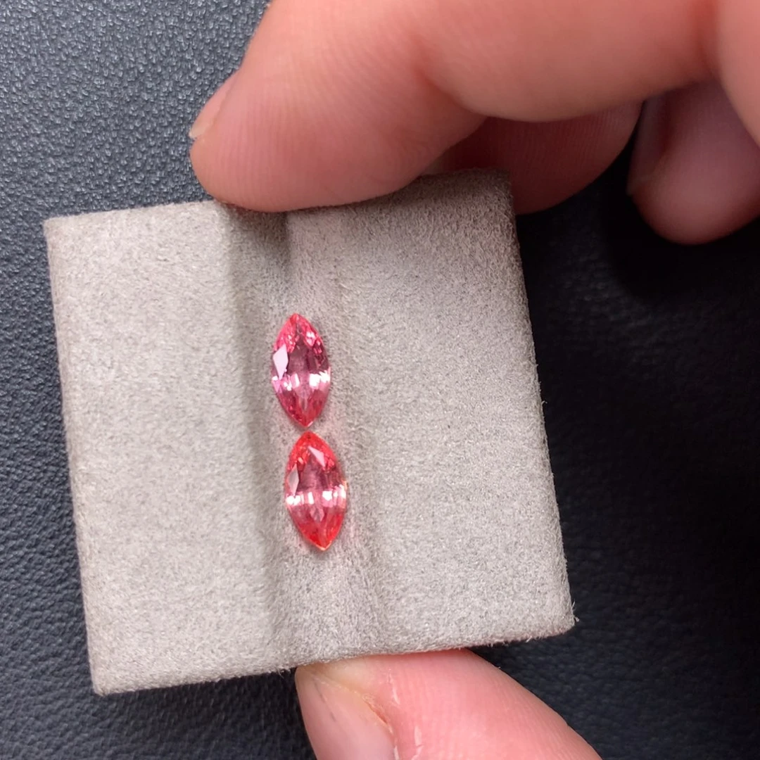 彩色蓝宝石裸石裸石1.39ct
