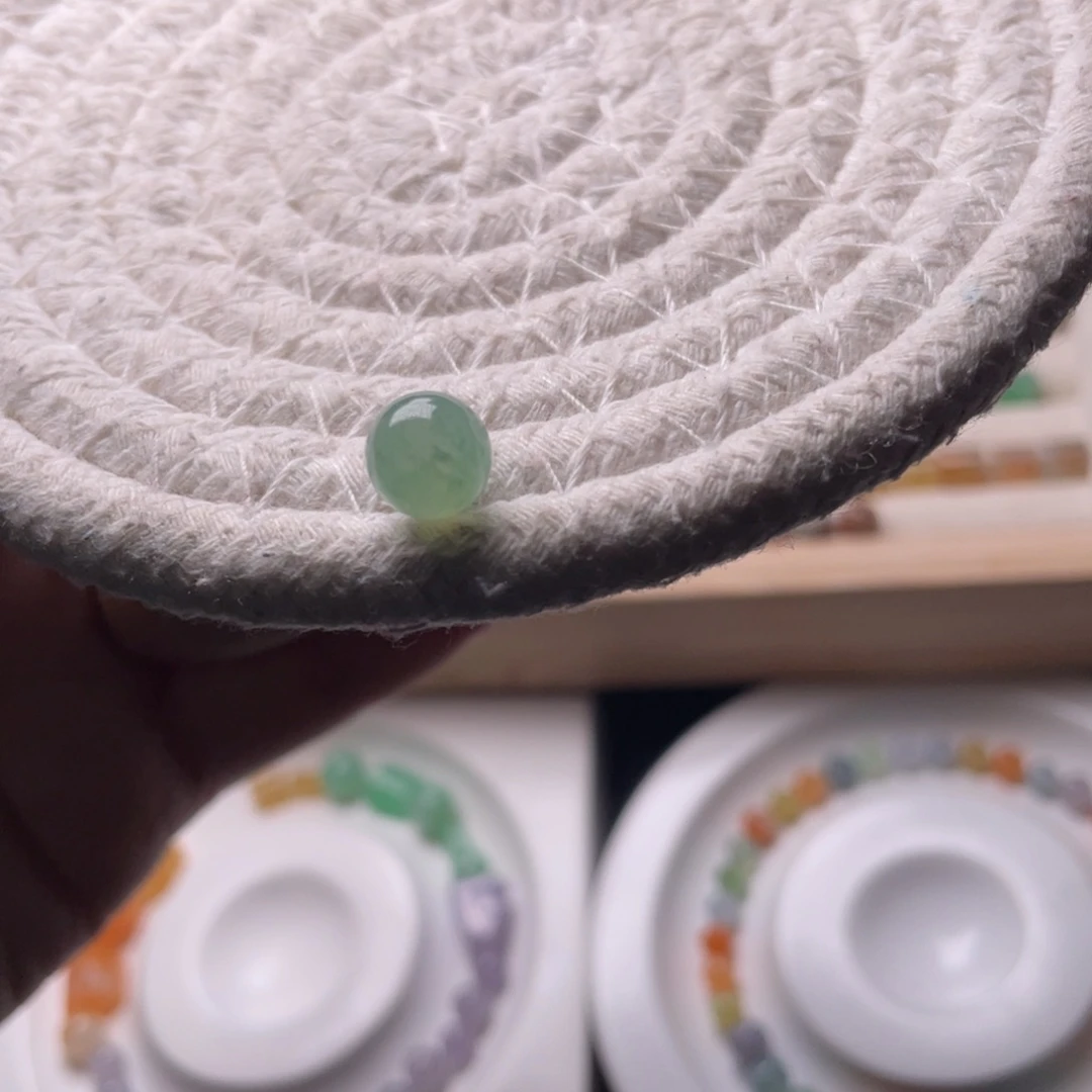 未镶嵌手链翡翠卡8绿珠