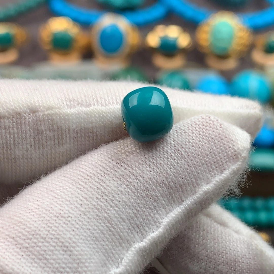 绿松石未镶嵌绿松石8*7mm