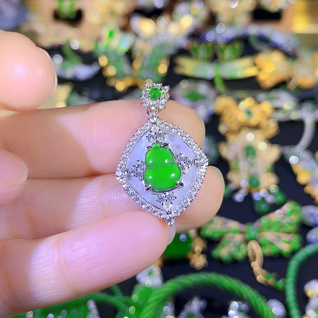 颈饰银S925镶嵌翡翠