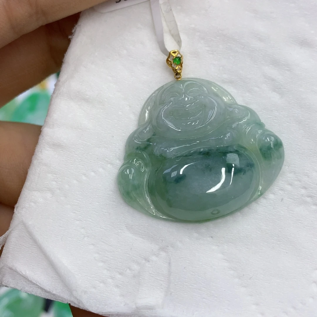 翡翠18K金镶嵌颈饰翡翠