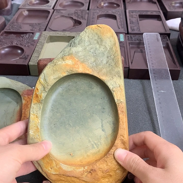广东肇庆原石端砚
